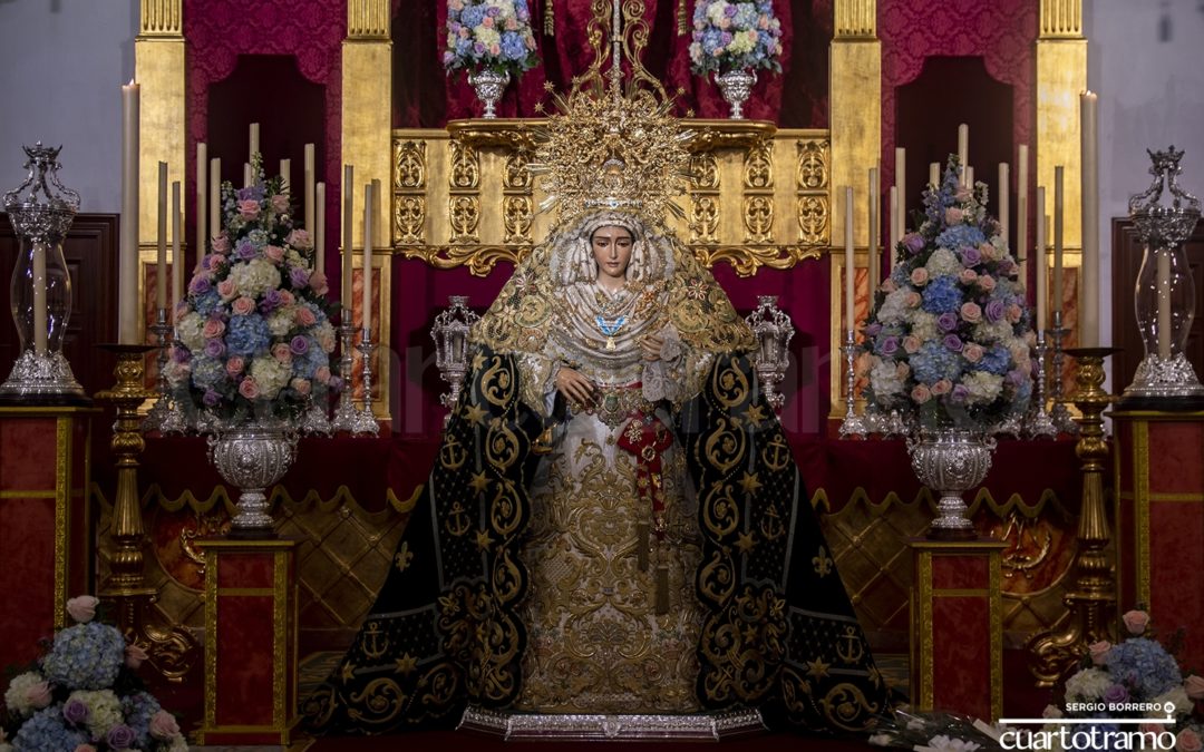 FOTOGRAFÍAS BESAMANOS NTRA. SRA. DE LA ESPERANZA CORONADA 2019.