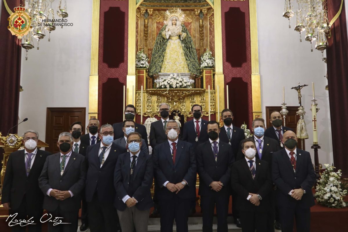 TOMA DE POSESIÓN DE LA NUEVA JUNTA DE GOBIERNO - Hermandad Esperanza de ...