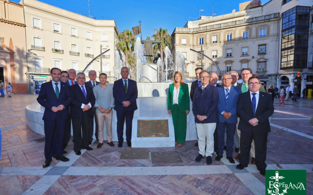 RECUPERACIÓN DE LA PLACA DE LA PLAZA DE LAS MONJAS POR LA CORONACIÓN CANÓNICA DE NTRA. SRA. DE LA ESPERANZA