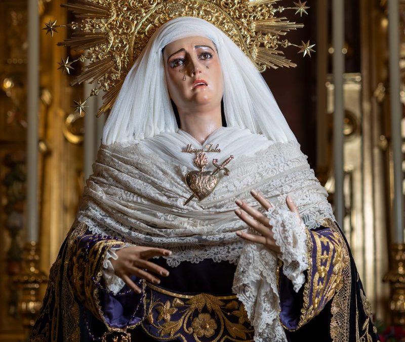 GALERÍA FOTOGRÁFICA BESAMANOS MARÍA SANTÍSIMA DEL MAYOR DOLOR