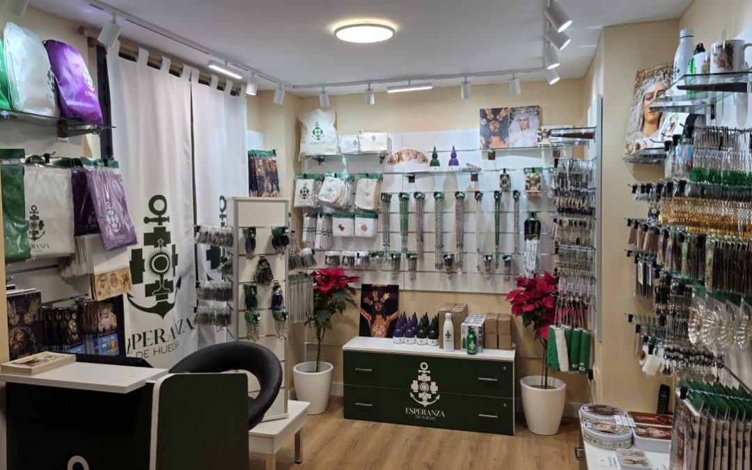 APERTURA OFICIAL DE LA NUEVA TIENDA DE RECUERDOS DE LA HERMANDAD